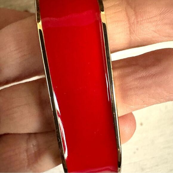 Amrita Singh red enamel square bracelet - Picture 8 of 9